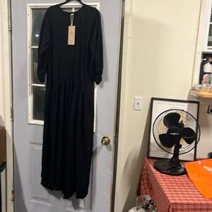 Adept maxi dress, NWT, eco friendly dress to lead the world,size large (12-14)